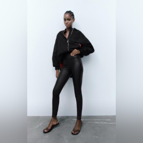 NWT Zara Women’s Large Black Faux Leather Slim Straight Leg Pant Zip Ankle L - Picture 1 of 16